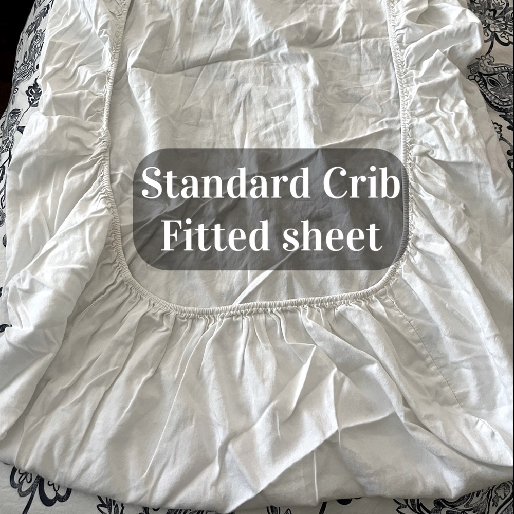 Standard crib fitted sheet